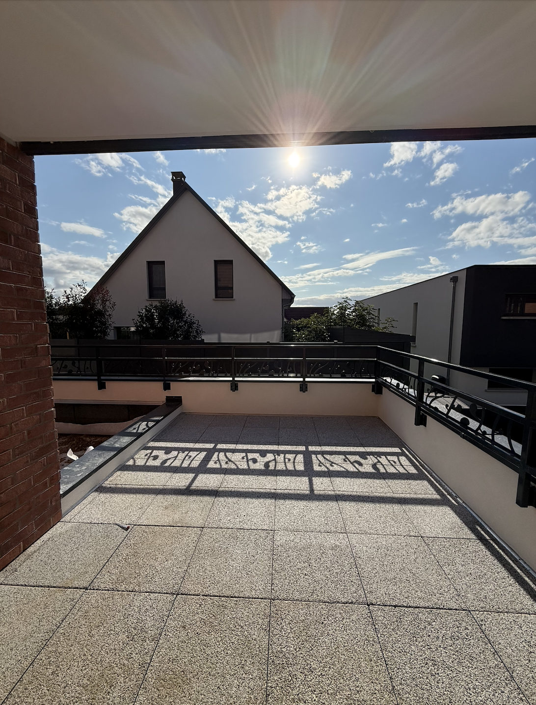 T3 avec terrasse LANDSER - Image 2