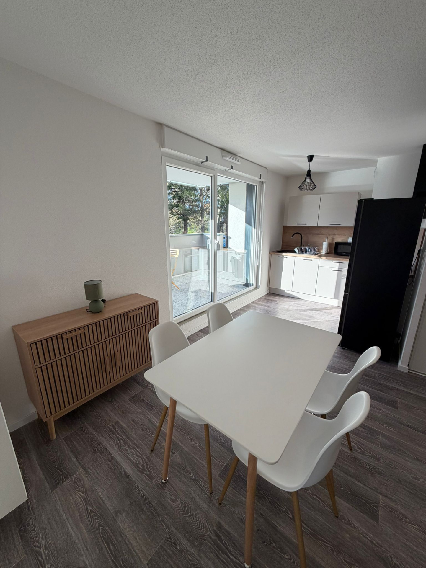 Appartement 2 pièces meublé   Terrasse et Parking - Image 6