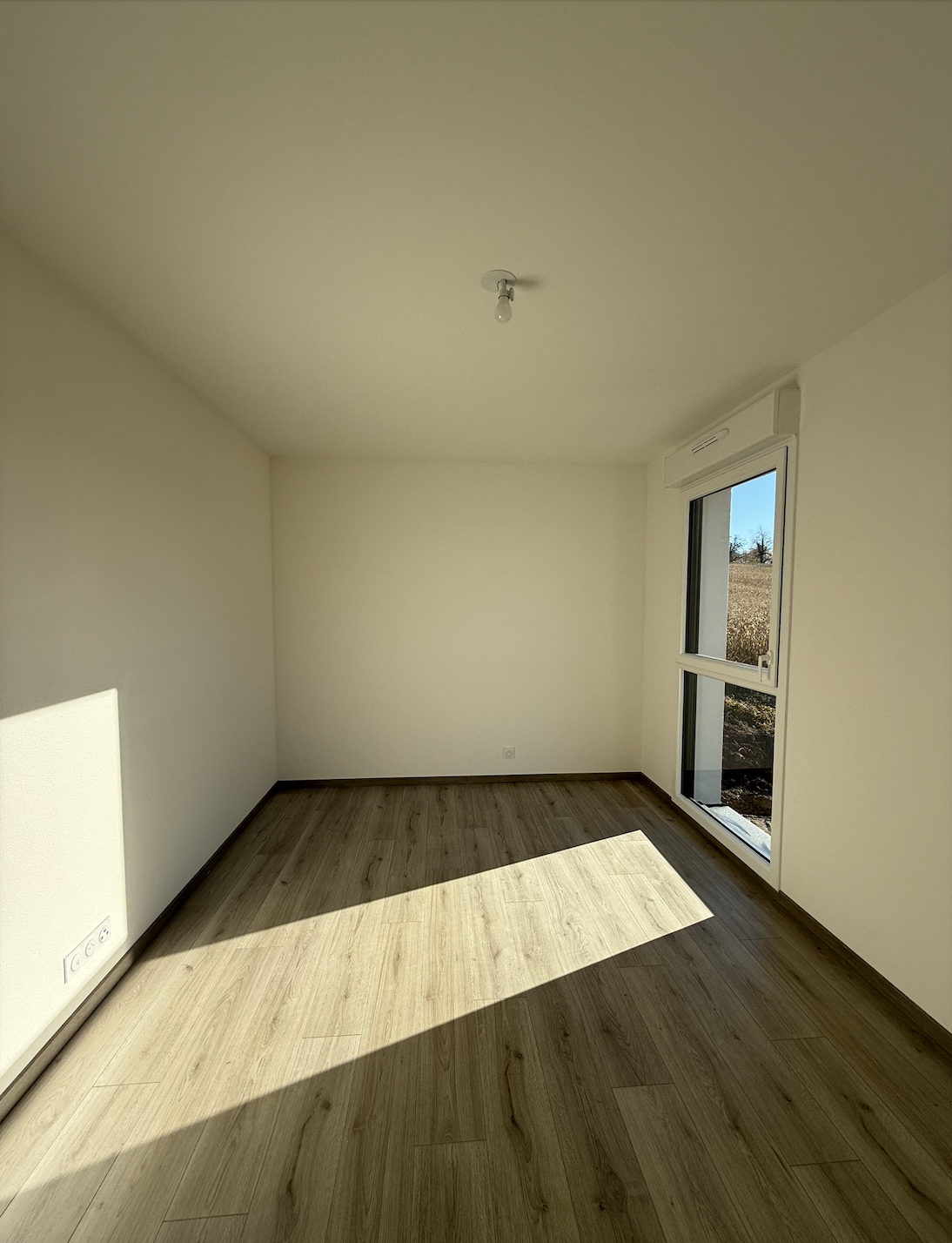 T4 avec terrasse LANDSER - Image 3