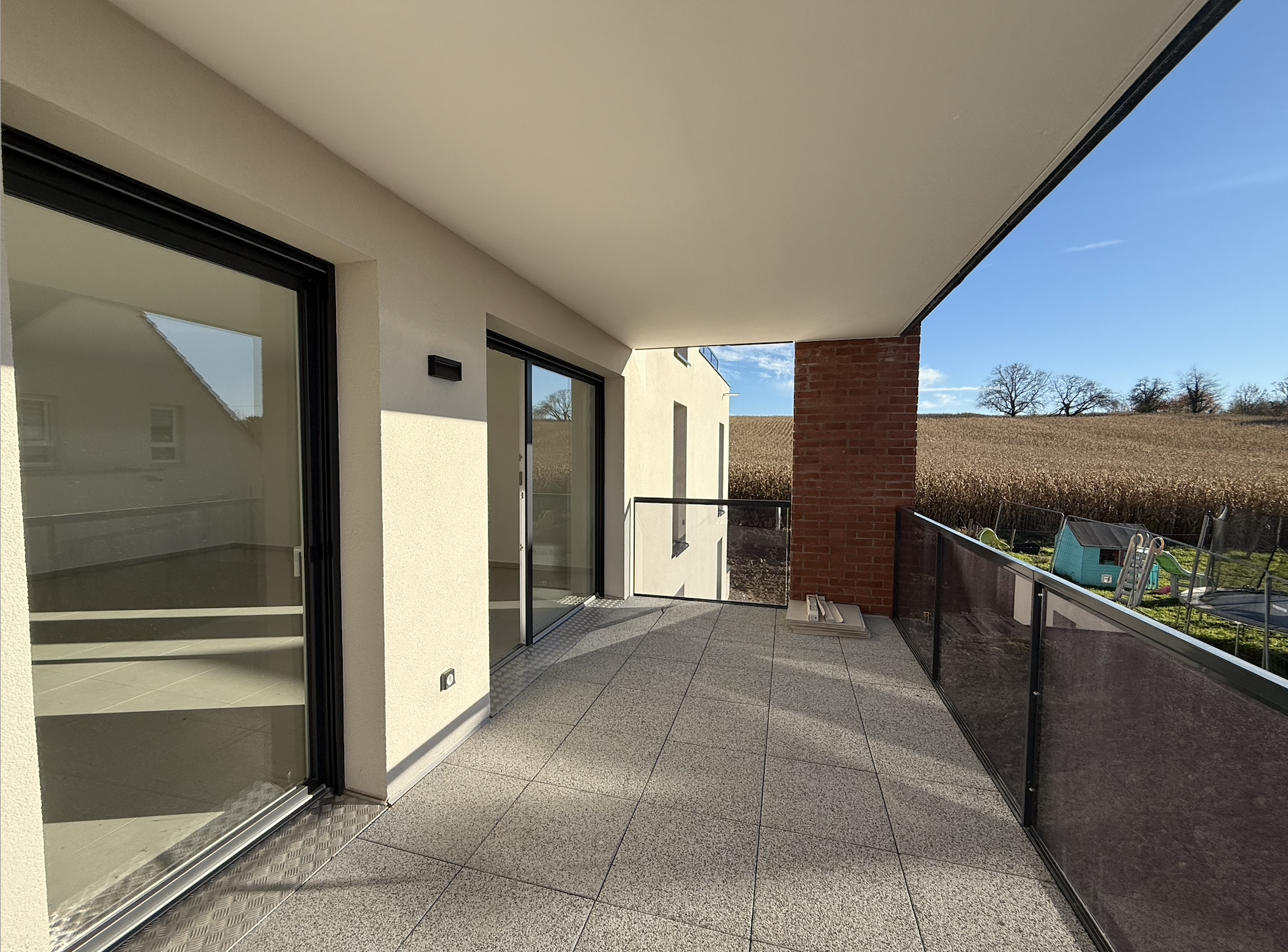 T4 avec terrasse LANDSER - Image 6