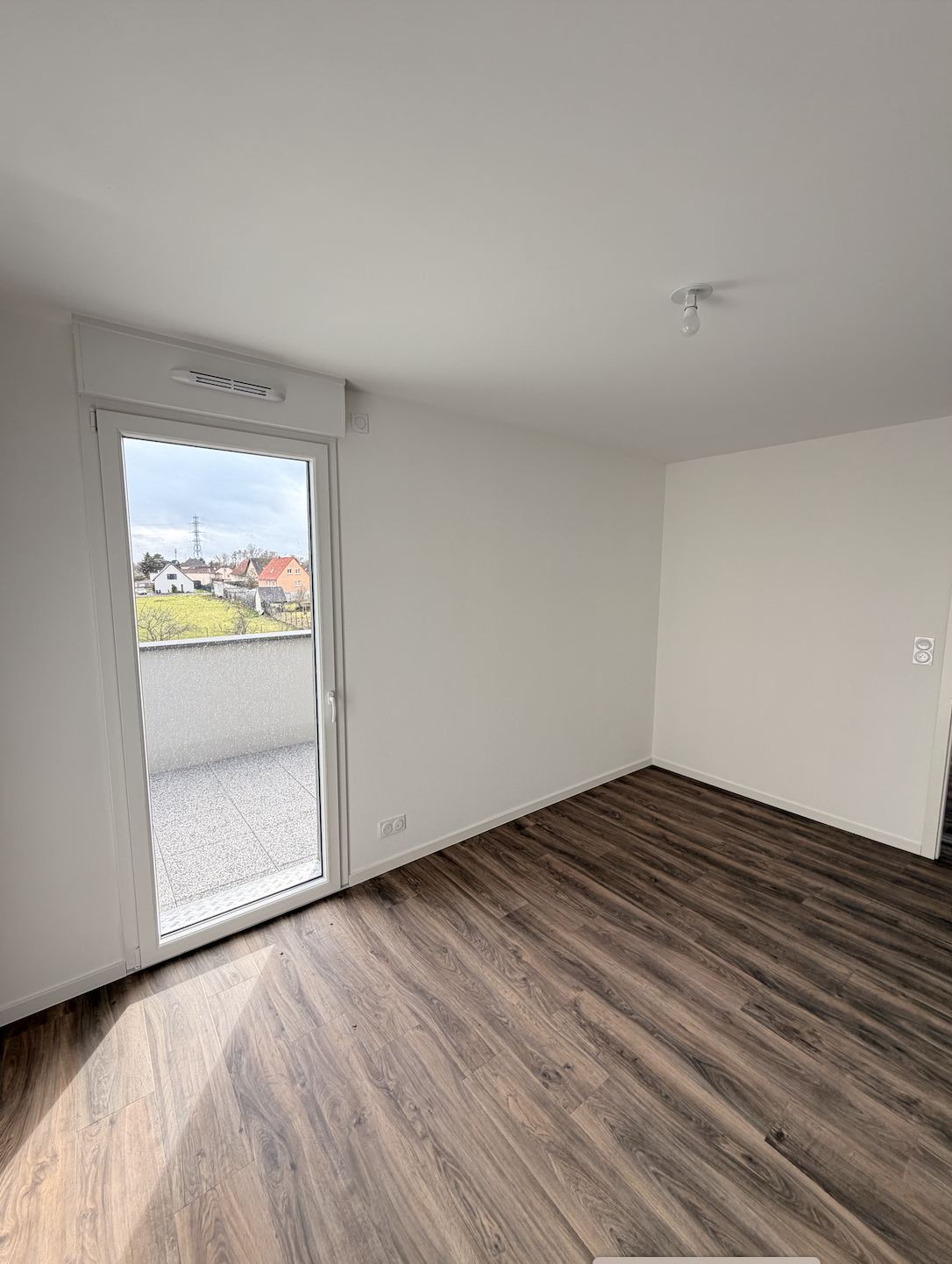 T4 en ATTIQUE a ISSENHEIM - Image 4