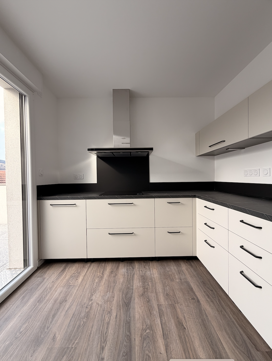 T4 en ATTIQUE a ISSENHEIM - Image 2