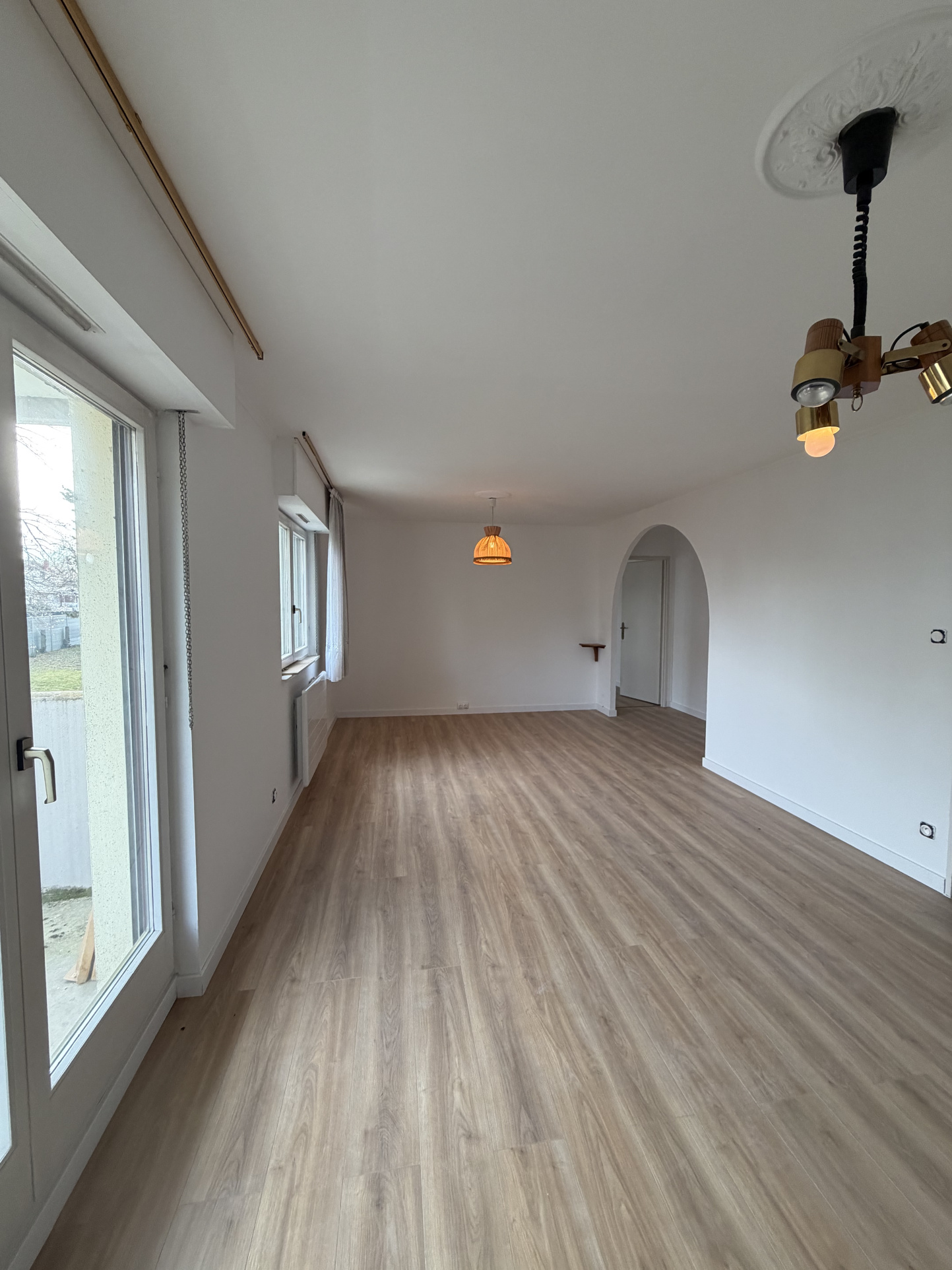 Appartement T3/4 lumineux avec balcon - Image 3