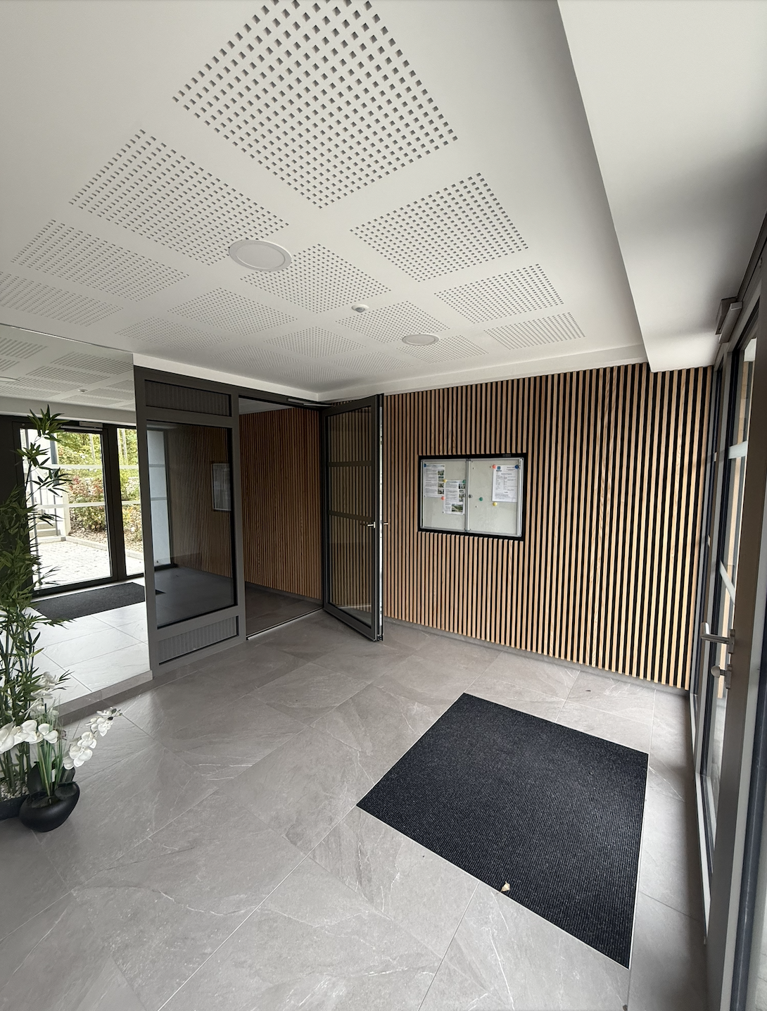 T2 BRUNSTATT - Image 2