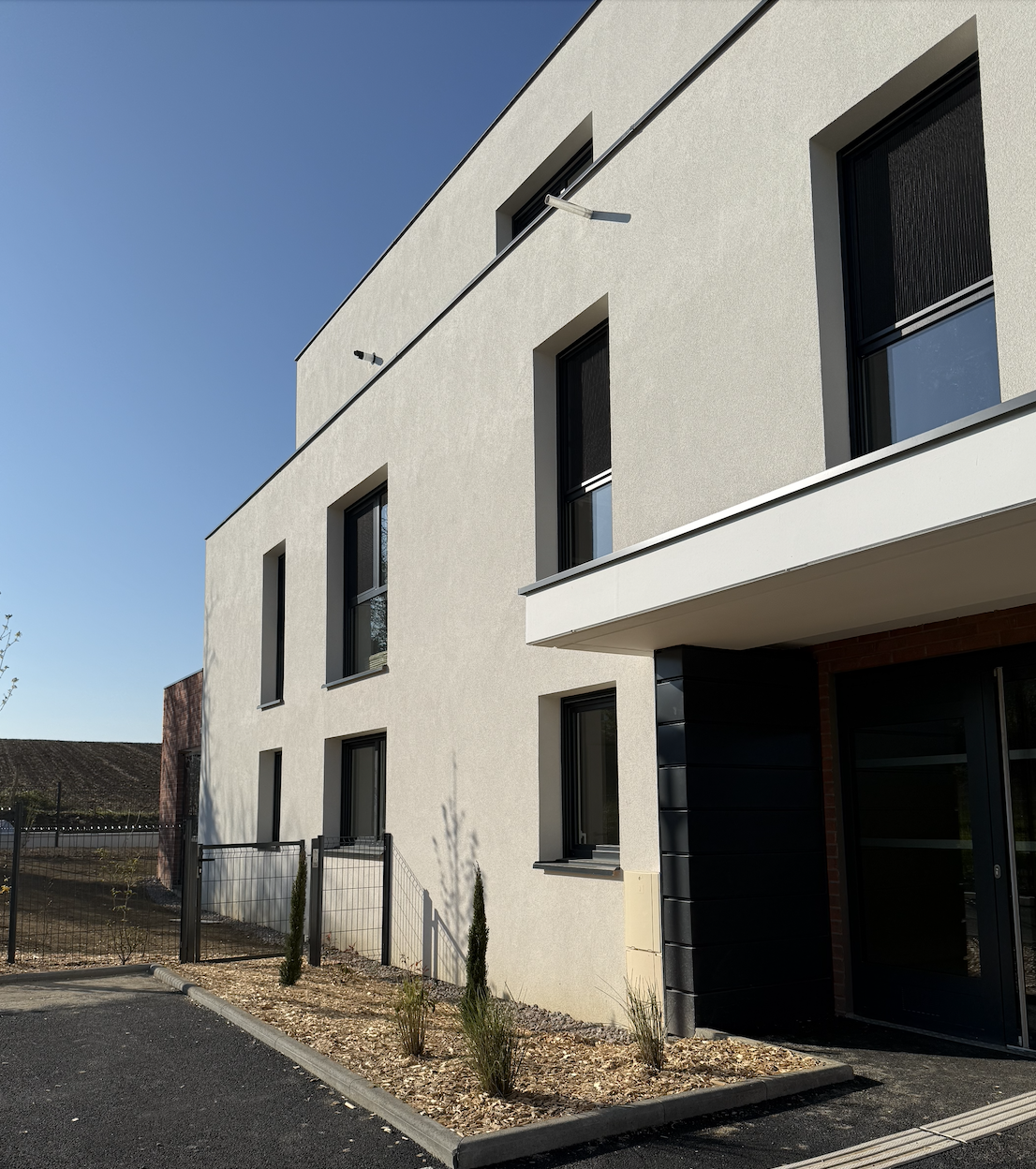 T3 avec terrasse LANDSER - Image 9