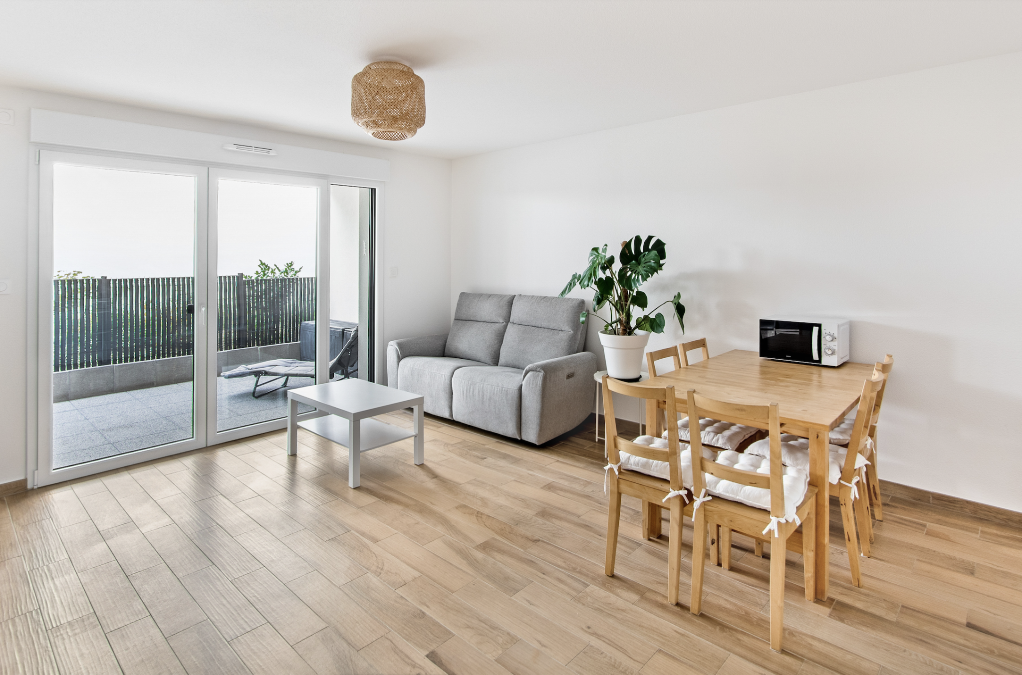 Appartement  T2 avec grande terrasse SAINT LOUIS - Image 4
