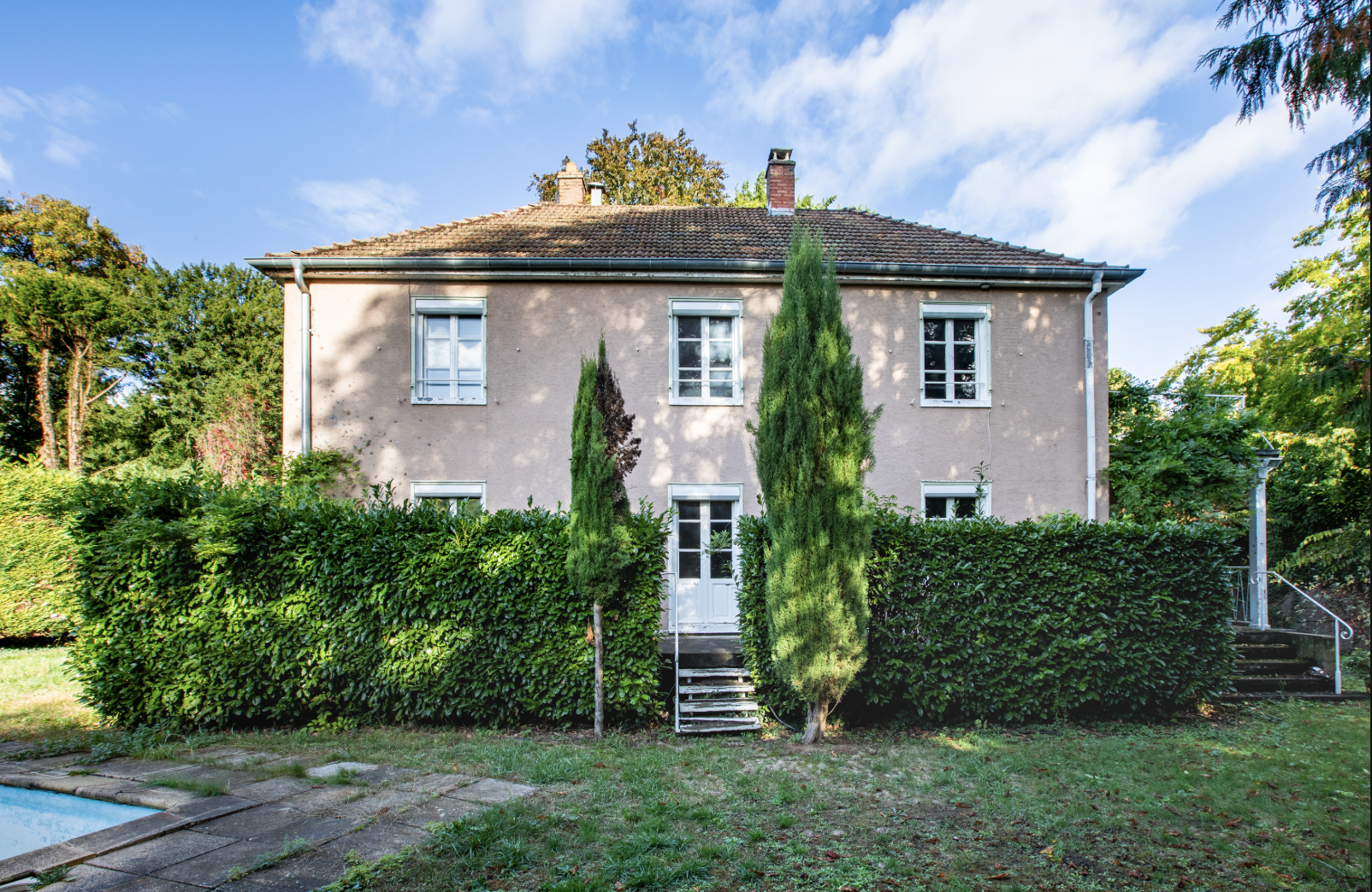 MULHOUSE REBBERG | MAISON DE CARACTÈRE AVEC PISCINE SUR PLUS DE 10 ARES - Image 1