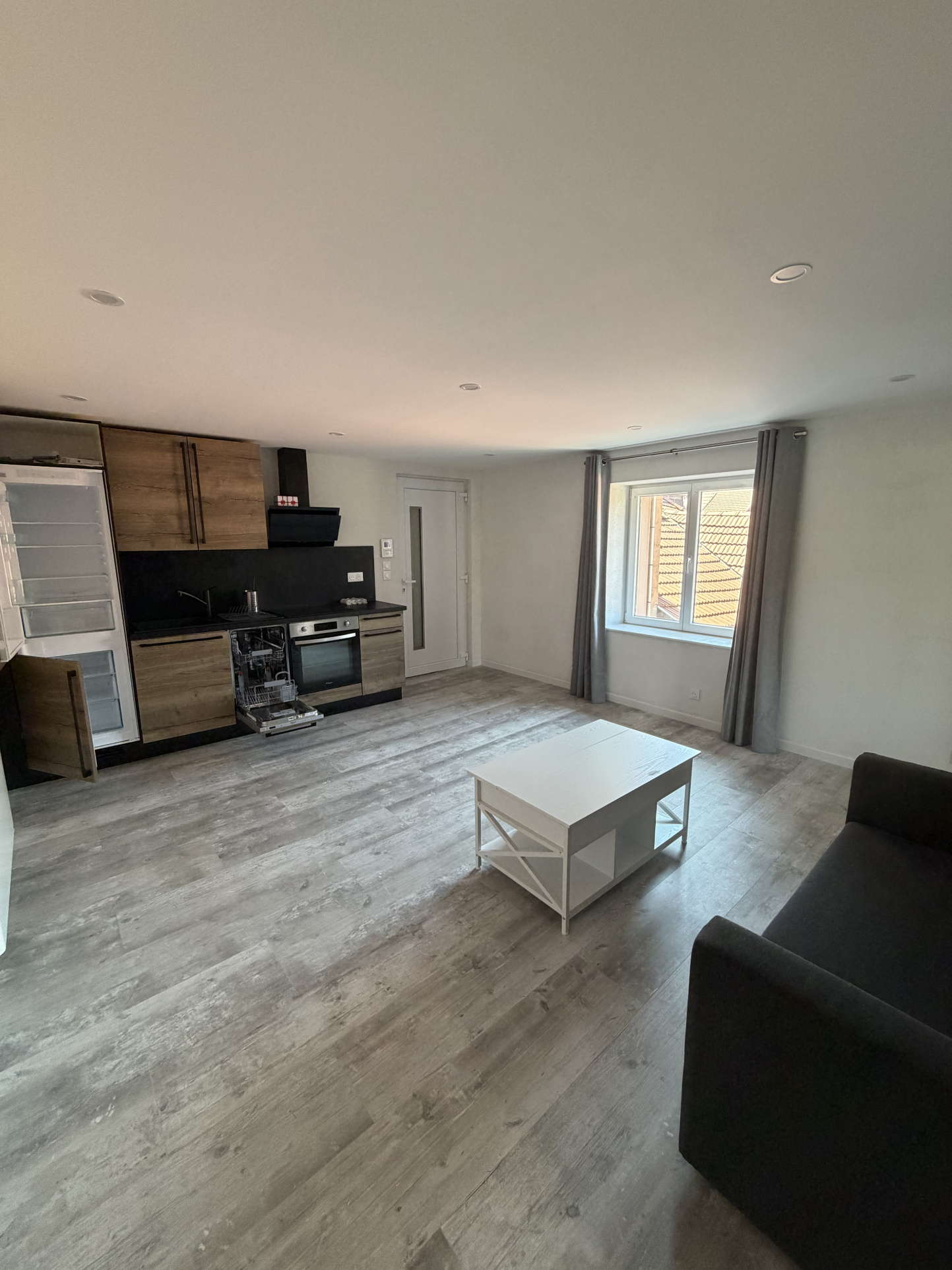 Appartement F2 entièrement rénové   35 m2   Masevaux Centre - Image 6
