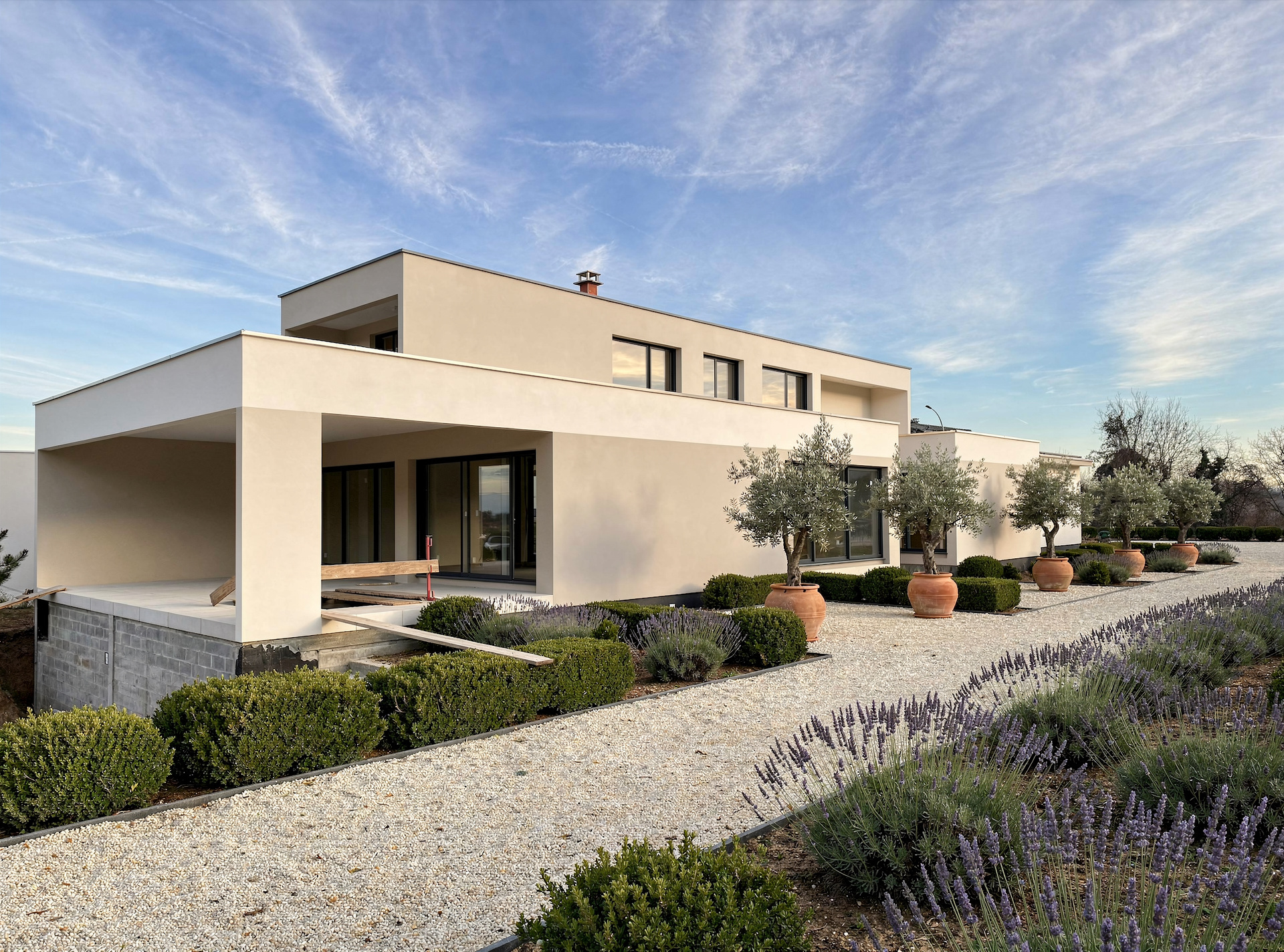 Propriété de 225m2 sur 15,65ares de terrain avec vue dégagée - Image 2