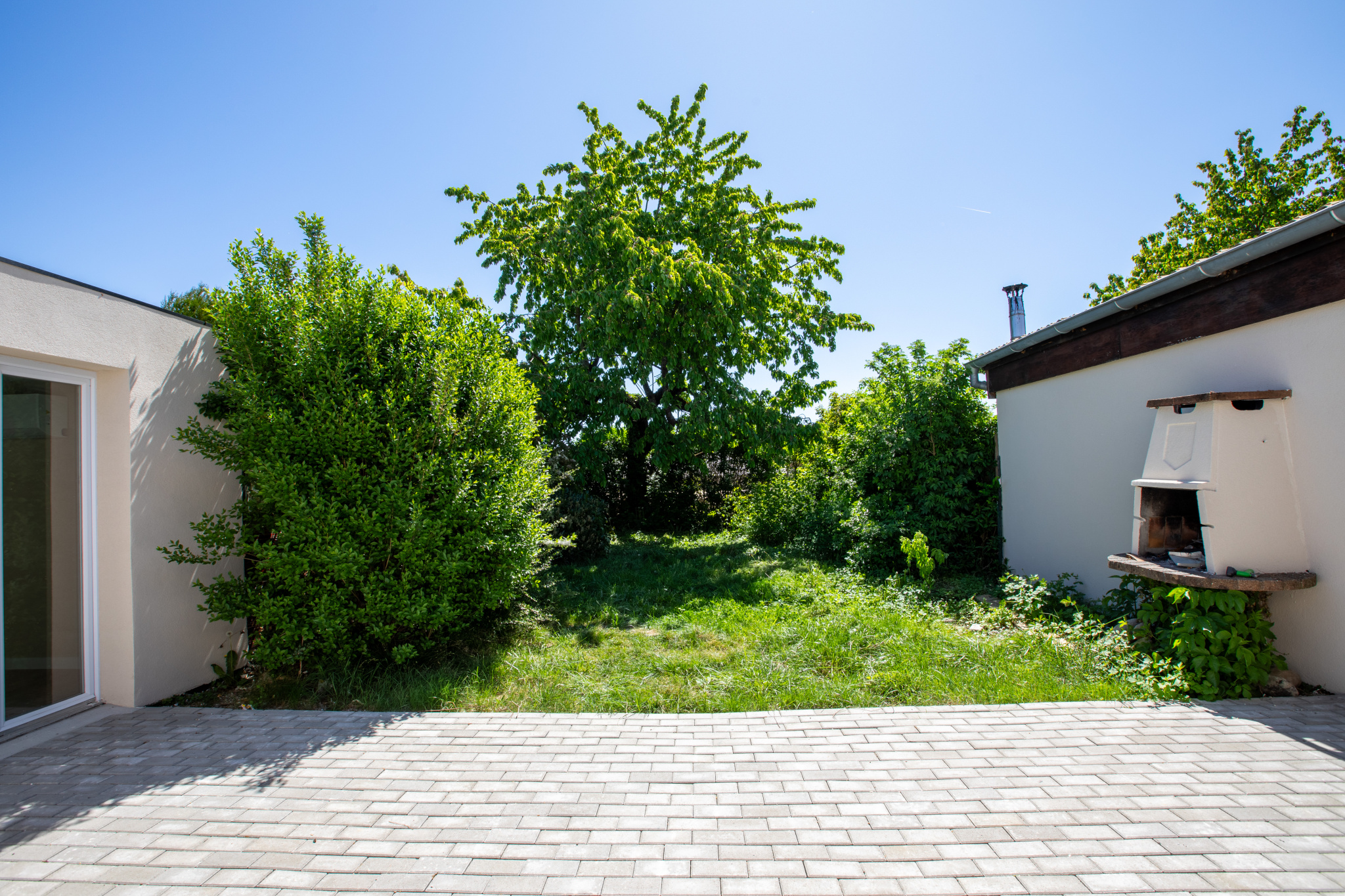 Plain pied 102m2 LANDSER avec terrasse et jardin - Image 4