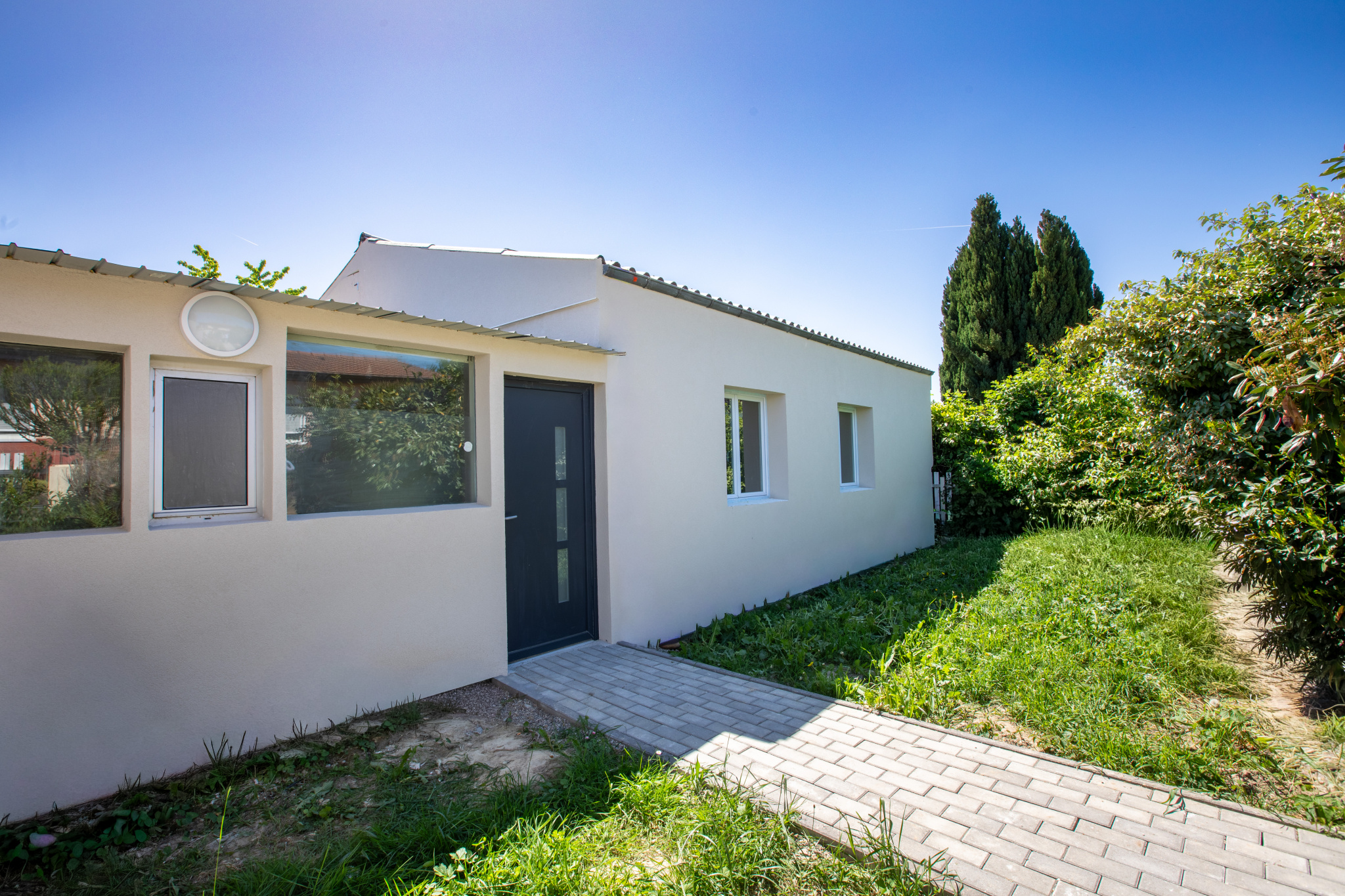 Plain pied 102m2 LANDSER avec terrasse et jardin - Image 10